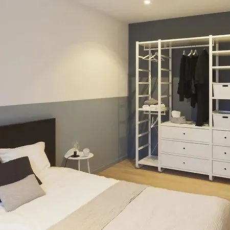 Double Modern Night In Station * Liege